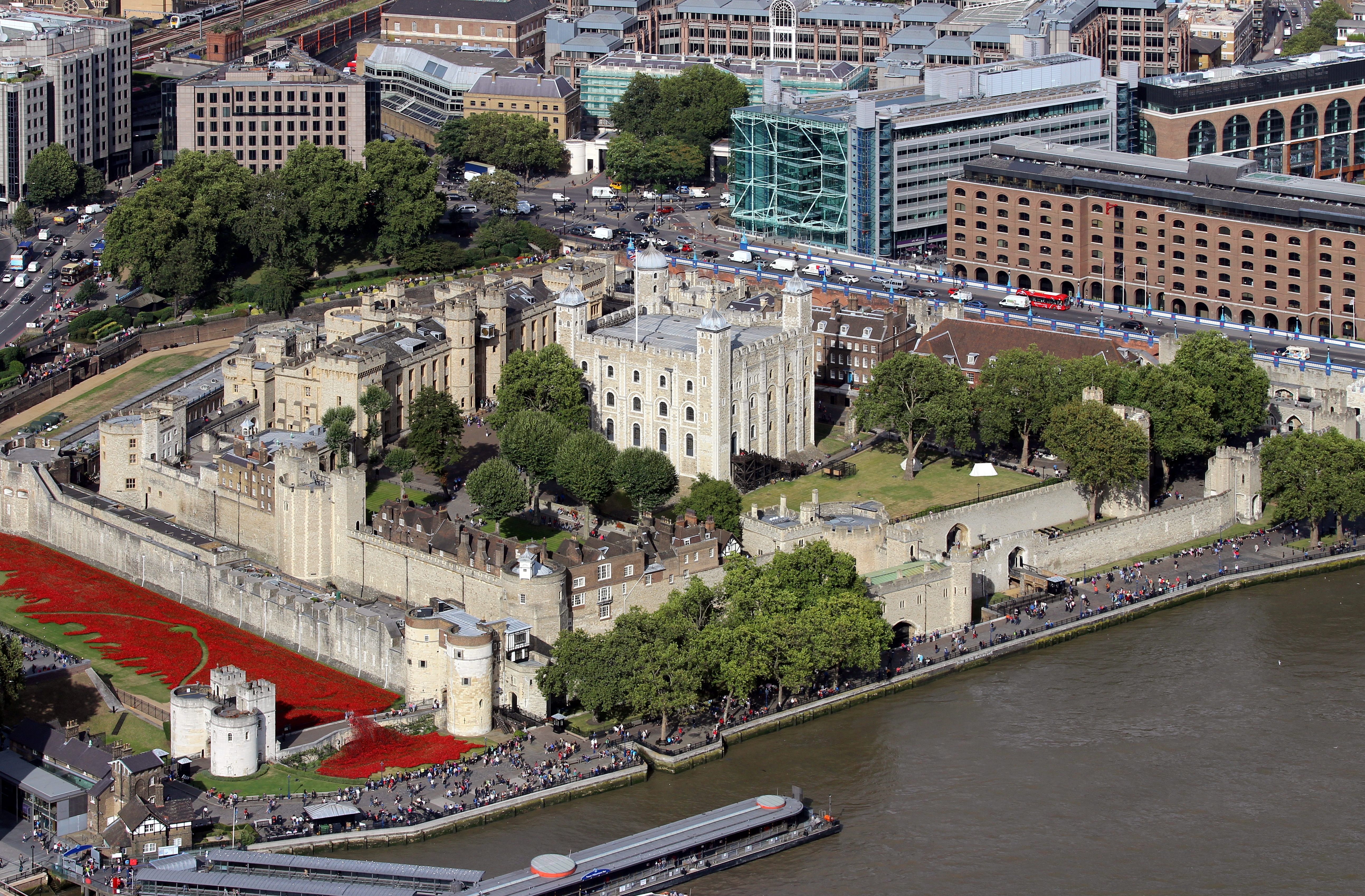 Tower of London (Foto Hilarmont).jpg